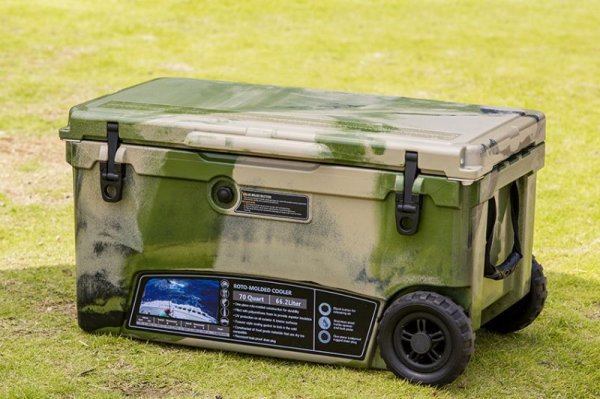 画像1: アイスランドクーラーボックス　ICELAND COOLER BOX / 70QT アーミーカモ Army Camo / CL-07002 (1)